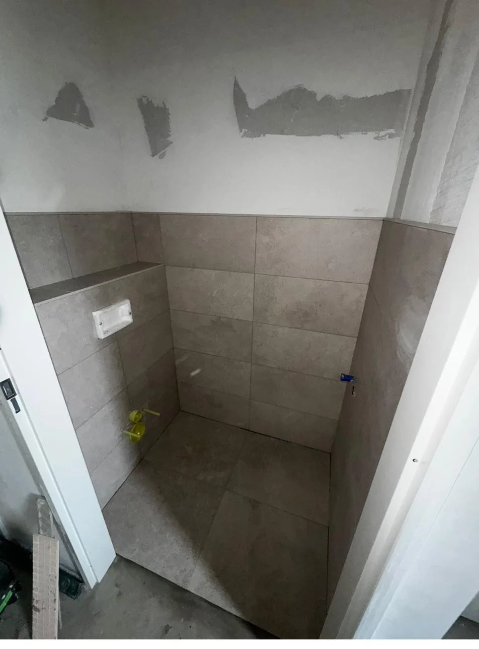 Badkamer renoveren door HC Afbouw: Doorlooptijd, planning en oplevering